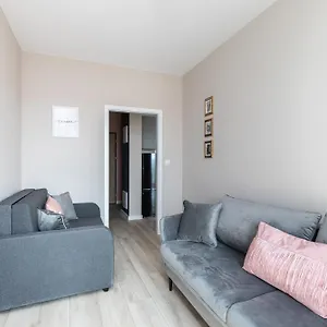 Superapart Przy Forcie 12 Апартаменты Варшава
