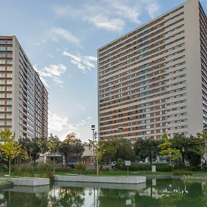 Your Parque Nacoes , ליסבון פורטוגל