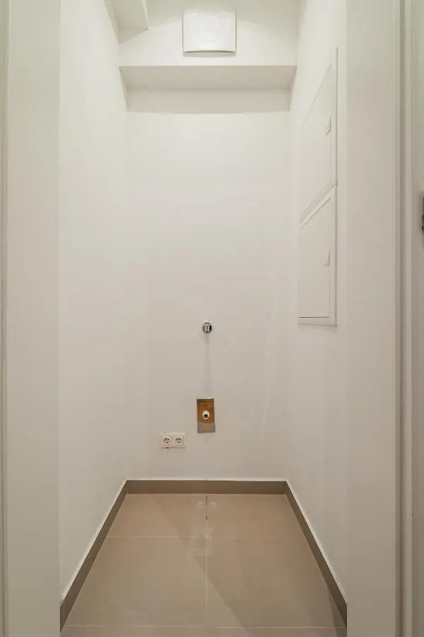 Апартаменты Easy Flat Molino Вена 0*,